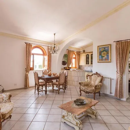 Holiday home Girasole