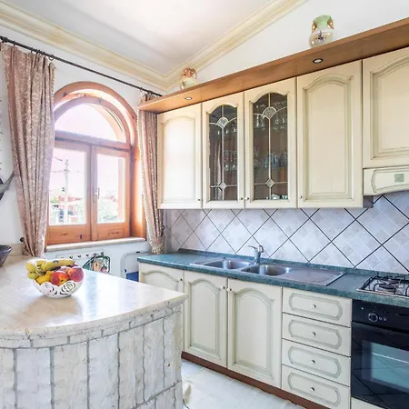 Girasole Holiday home *